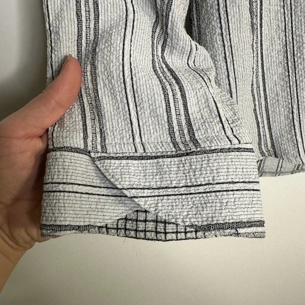 Habitat White Black Textured Striped Buttoned Blouse Size Small - Picture 5 of 8